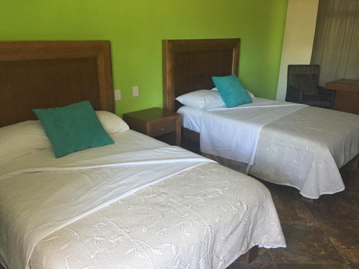 Hotel Vista Verde Huichihuayan Екстер'єр фото